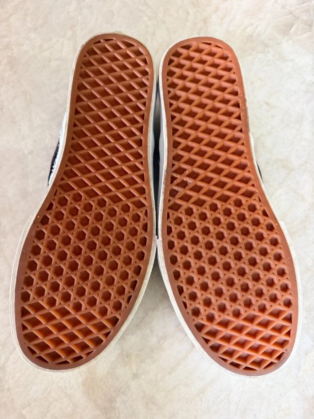 Paisley Skull Slip-on Vans - Picture 5 of 6